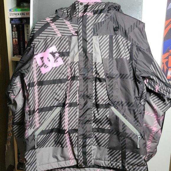DC Snowboarding/Ski Jacket (Ladies L) - Picture 1 of 7